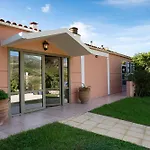 Mounda Retreat