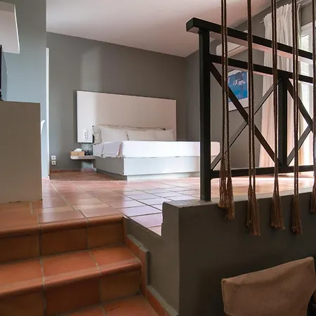 Mounda Retreat Hotel