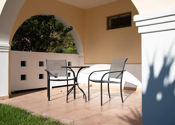 Mounda Retreat Hotel