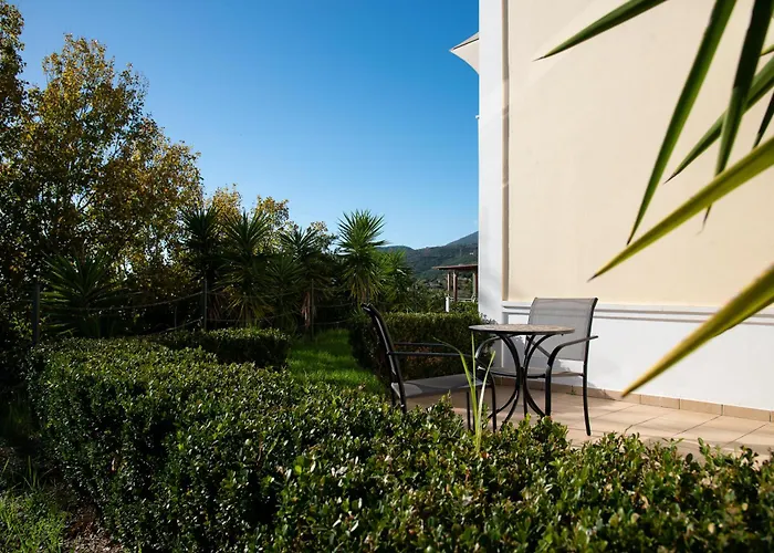 Hotel Mounda Retreat